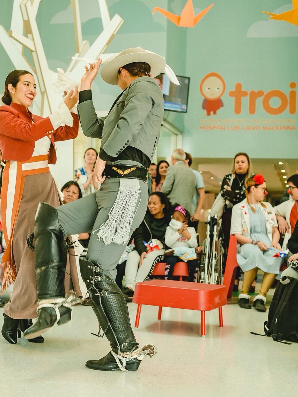Instagram post from vivirmasfelizcl. This post is in position 4.